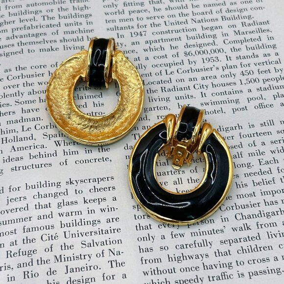Vintage 1980s Style Statement Clip-On Earrings, Gold Tone with Black Enamel - Picture 5 of 10